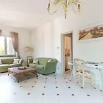 فيلة Rita *