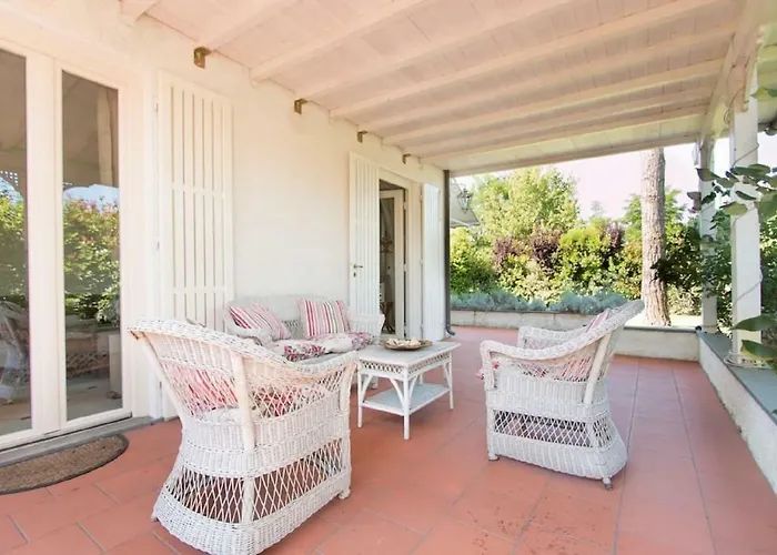 Rita Forte dei Marmi